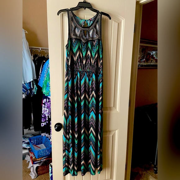 Beautiful long special occasions Dress - Picture 1 of 4